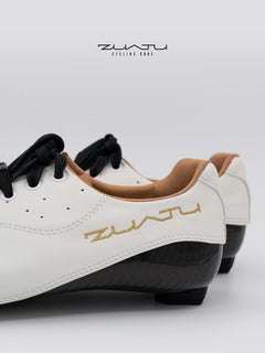 Zuatu Z001 Laces Edition white cycling shoe carbon sole
