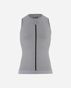 Front view of the Assos Summer P1 NS Men's Base Layer showcasing its seamless construction and ergonomic fit.