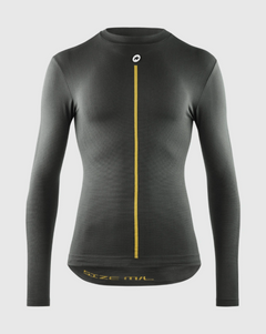 Approved Cycling: ASSOS Spring/Fall LS Skin Layer P1 men's seamless base layer, ergonomic fit, angled view.