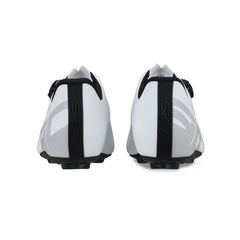 Sidi Fast 2 carbon sole detail, highlighting ventilation channels and material stiffness for power transfer.