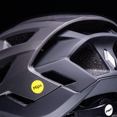 PMT Elegant MIPS helmet with eyewear integration. Designed for seamless compatibility with cycling glasses.