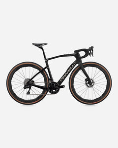Pinarello Dogma GR SRAM RED XPLR in Black on Black