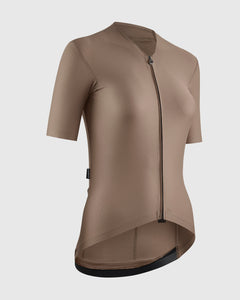 Assos DYORA R Jersey S11 Terra Sand - AirCell fabric and PILtec hem detail